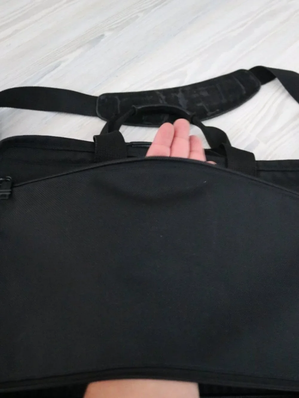 TUMI Alpha Black Expandable Briefcase Organizer Corporate Nylon Shoulder Bag USA